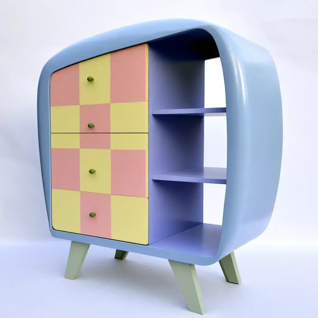 Aparador con contorno curvo y cajones ajedrezados - azul/rosa/amarillo